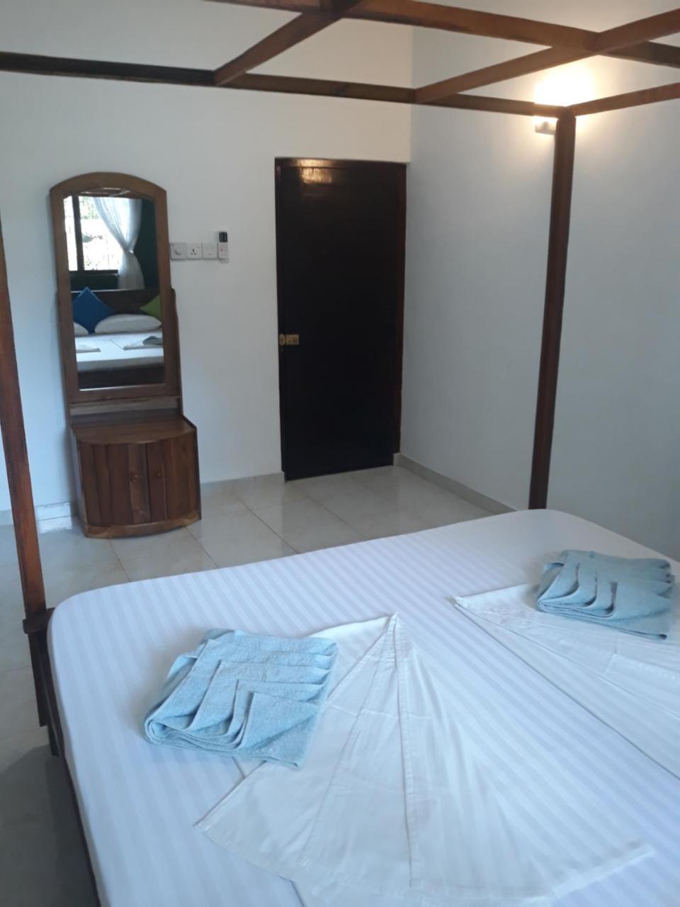 Coco Hostels - Weligama Εξωτερικό φωτογραφία